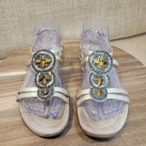 Clarks Sandals Artisan Gold Leather Beaded‎ Strappy Slingback Women's Size 7M